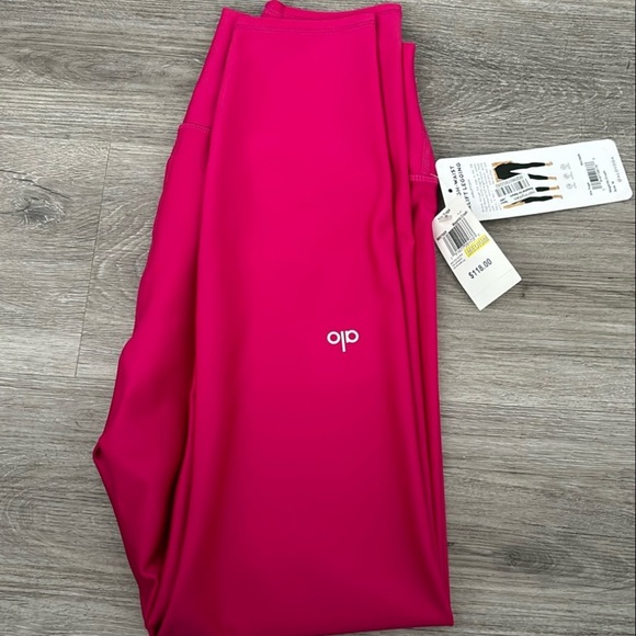 ALO YOGA NEON 7/8 airbrush legging and top - Picture 5 of 5